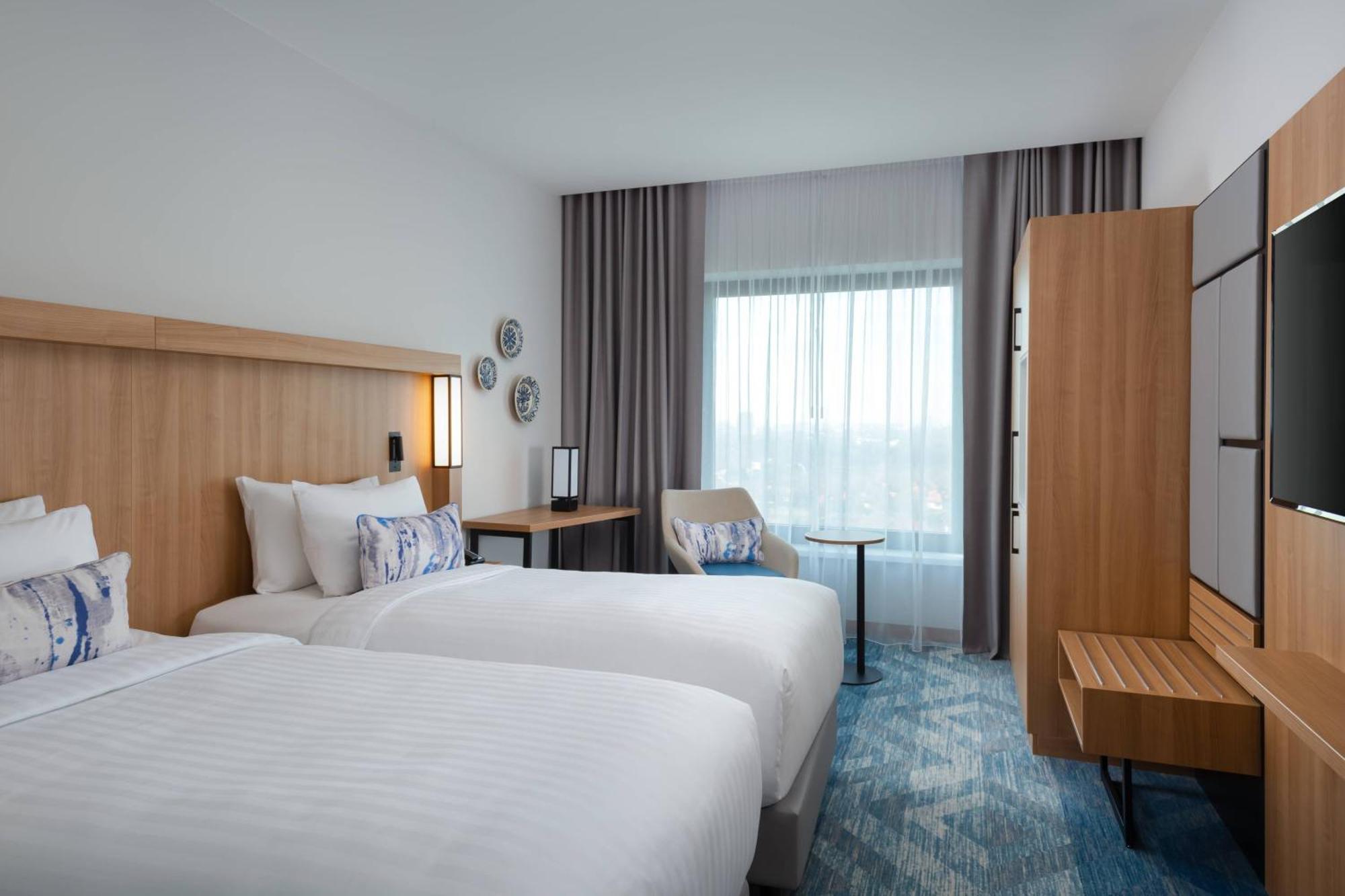 Courtyard By Marriott Bucharest Floreasca Exterior foto