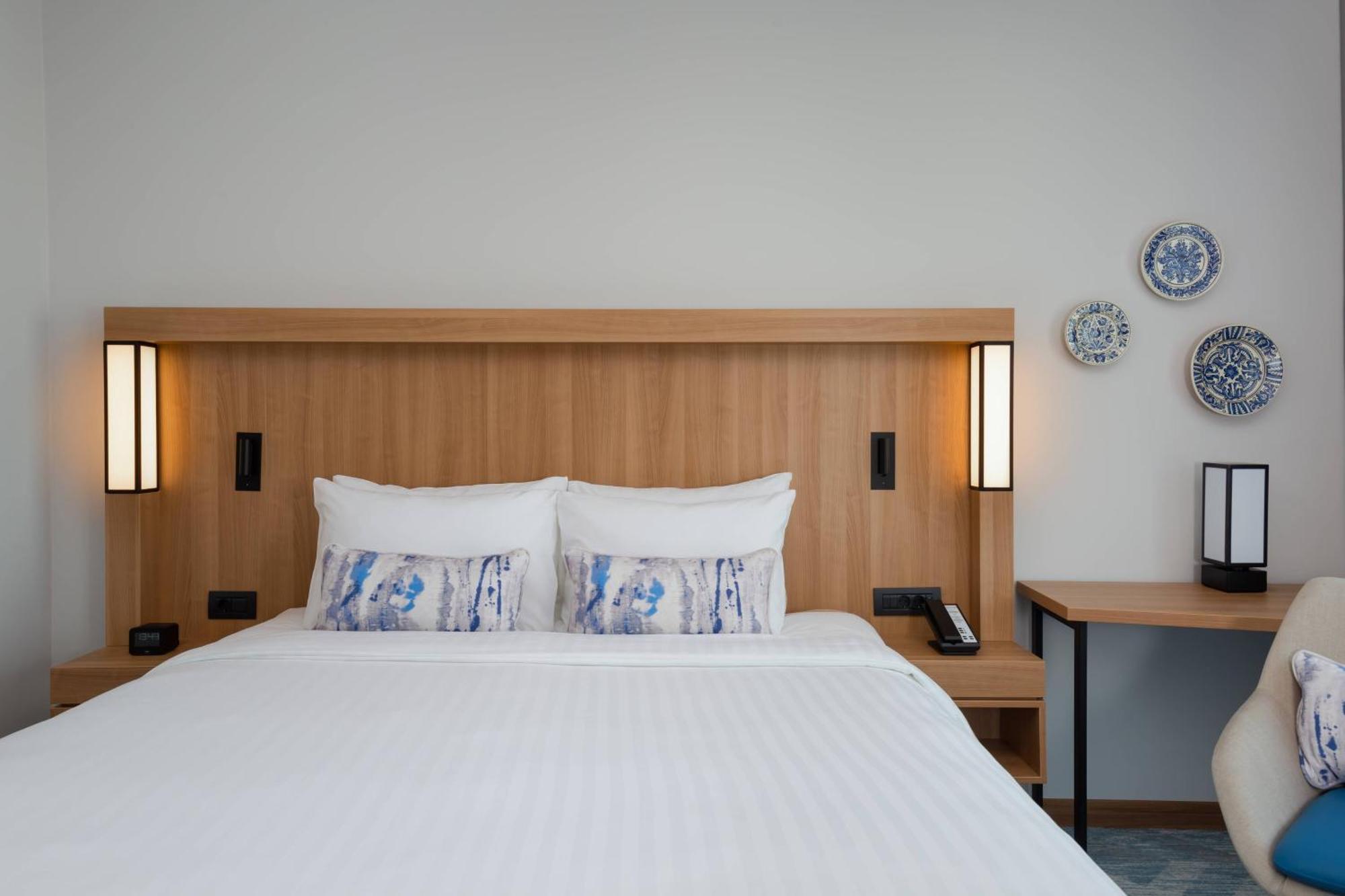 Courtyard By Marriott Bucharest Floreasca Exterior foto